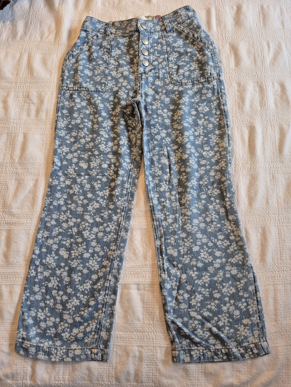 Mini Boden girls 10 years light weight floral printed pants, snap closure VGUC